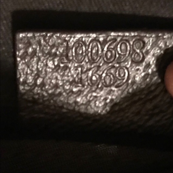 🚨SOLD🚨Authentic Gucci Monogram crossbody - Picture 7 of 8